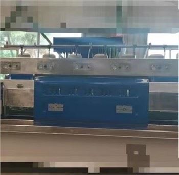 Adakah Penggilap Papak Besar memerlukan bekalan kuasa khas?